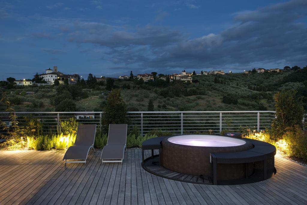 Dame Di Toscana Lastra a Signa Bagian luar foto